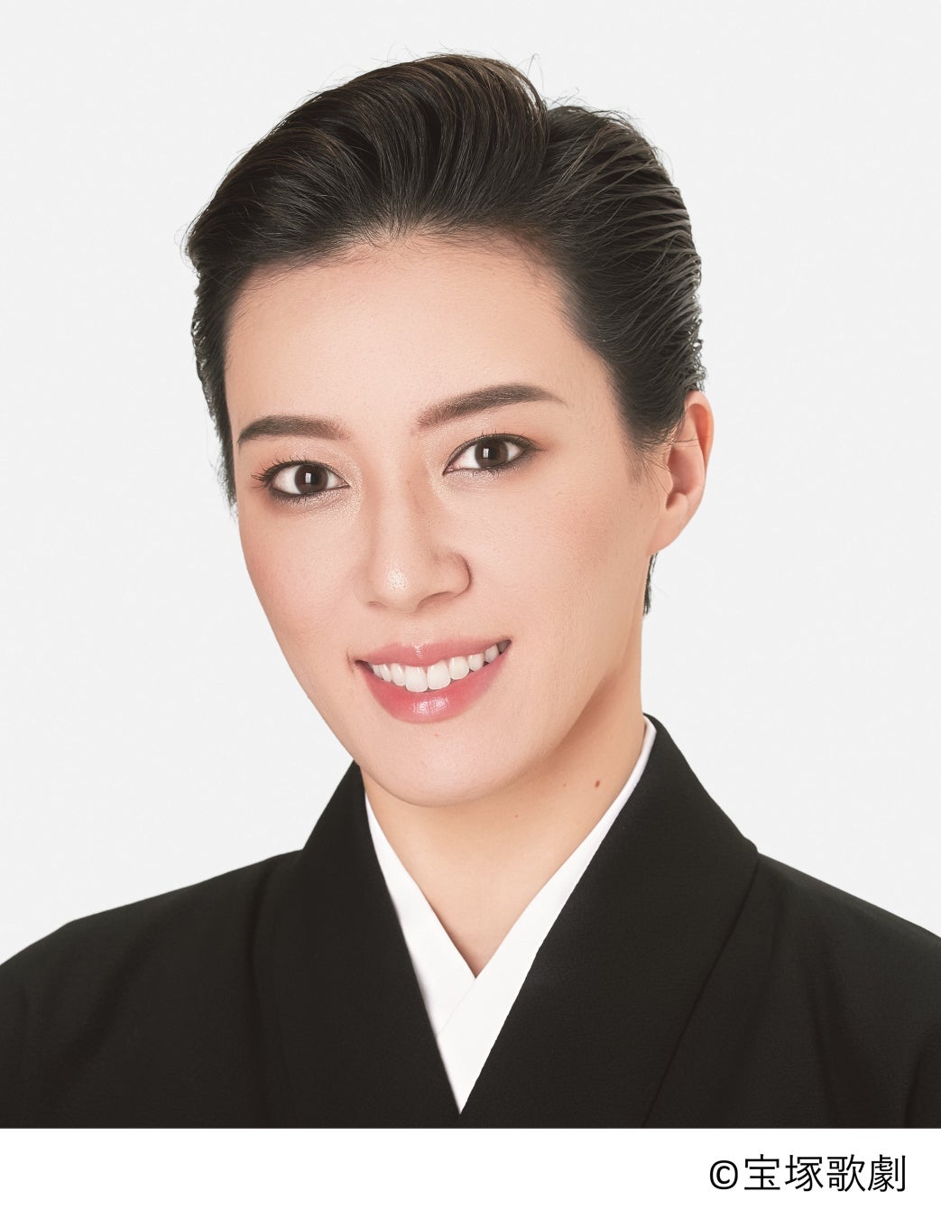 風間柚乃の凄すぎる家系図と本名｜夏目雅子の姪が魅せる至高の演技力