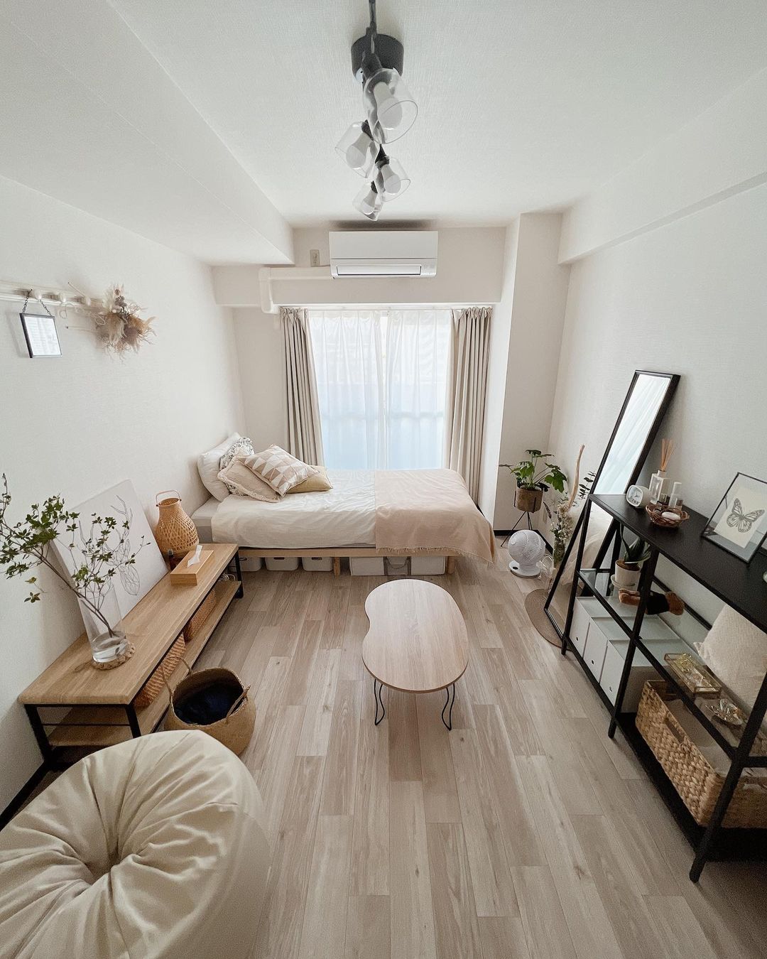 1K8畳縦長レイアウトでなぜ失敗する？部屋が劇的に広くなるプロの家具配置術