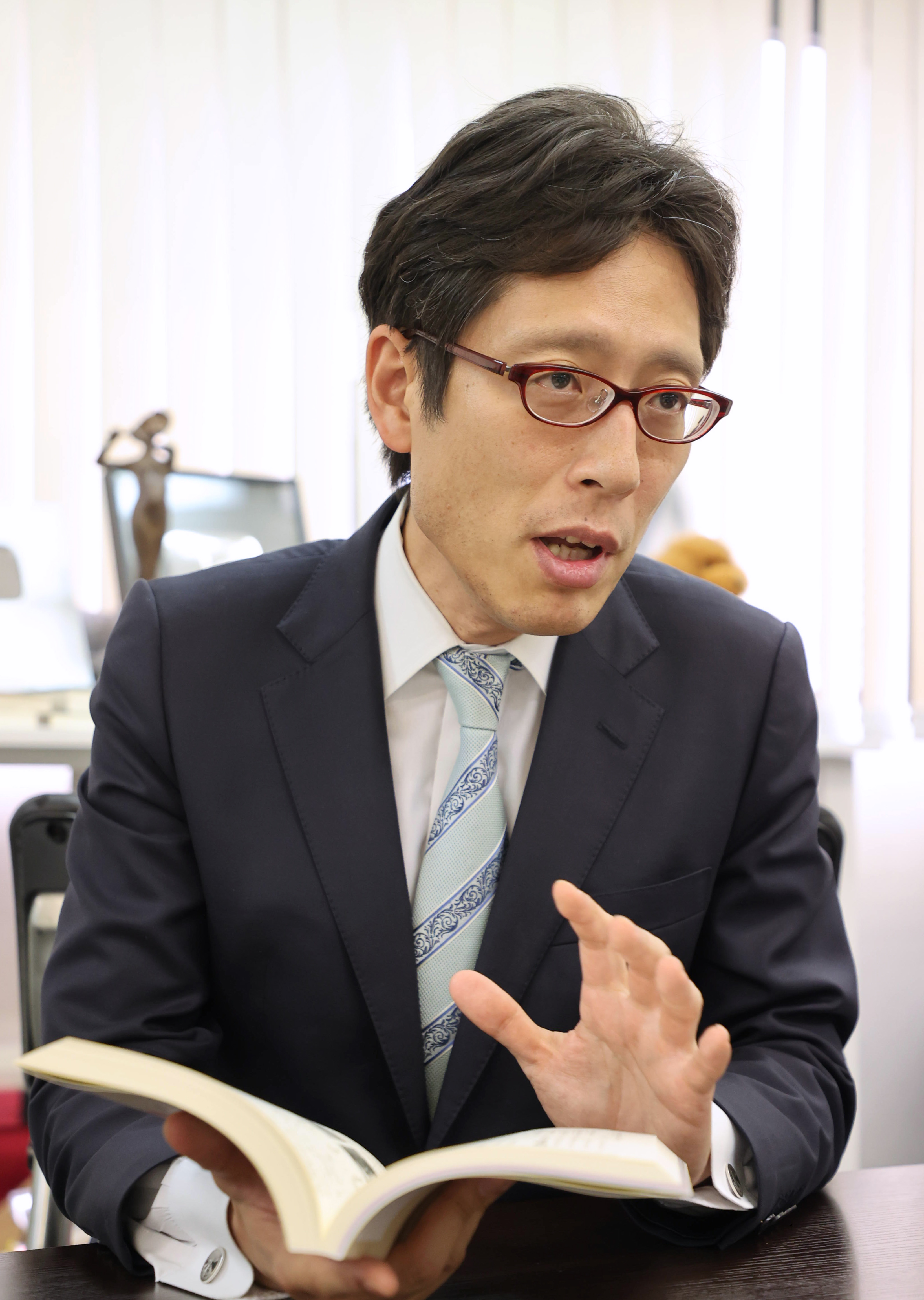 竹田恒泰の学歴ルートと華麗なる経歴の全貌！幼稚舎から慶應法学部までの真相