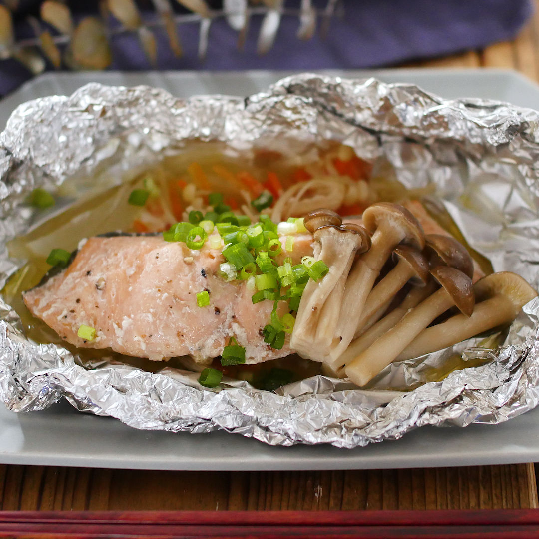 鮭のホイル焼きをフライパンで極める！生焼け・パサつき防止の黄金法則