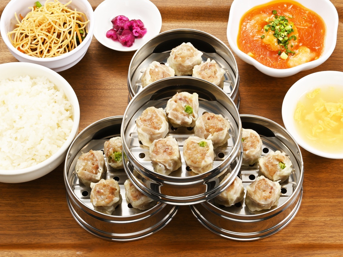 行列必至の崎陽軒中華食堂を徹底検証！名物定食と人気の舞台裏