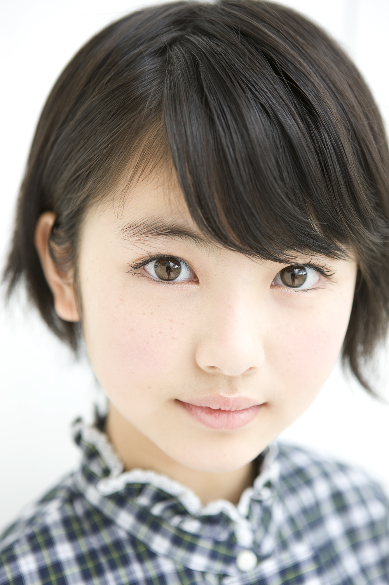 浜辺美波の子供の頃が天使すぎ？東宝オーディション秘話と卒アル徹底検証