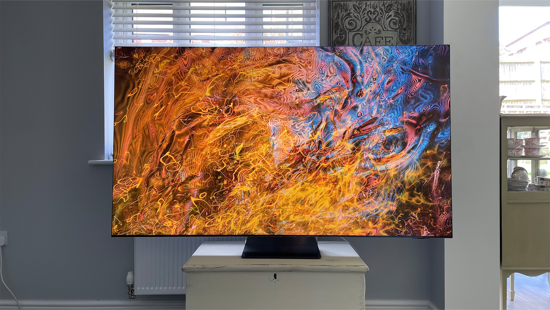 8Kテレビは買い時か？普及しない理由と2026年最新の真相を解剖