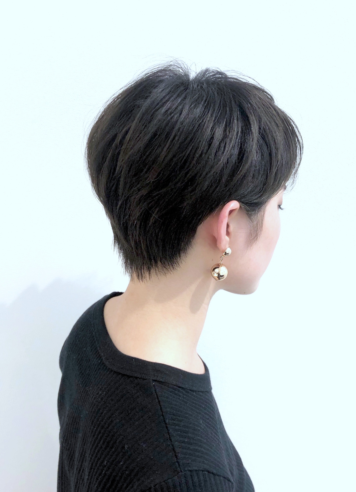 【2026年最新】襟足の浮き・生え癖を首元美人に変える！髪型のプロが明かす失敗しないスタイル＆トレンドサロン攻略法