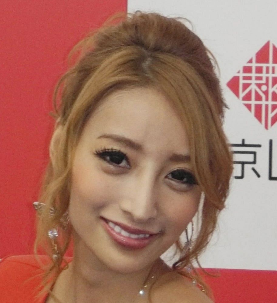 加藤紗里の乳首露出疑惑は本当か？写真集やSns騒動の真相を検証