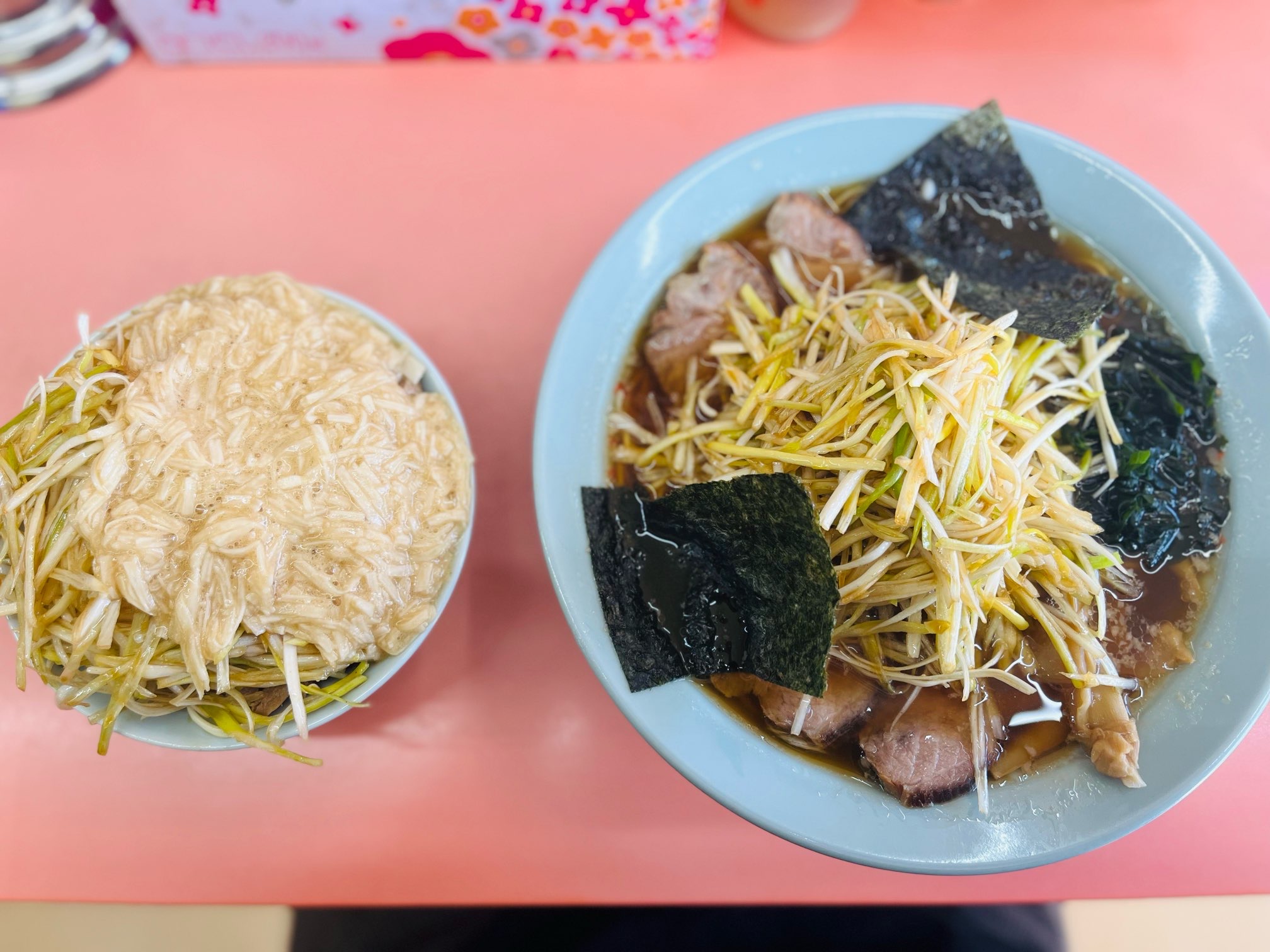 なぜネギいちラーメンに中毒者続出？ラーショとの違いと名店の真相