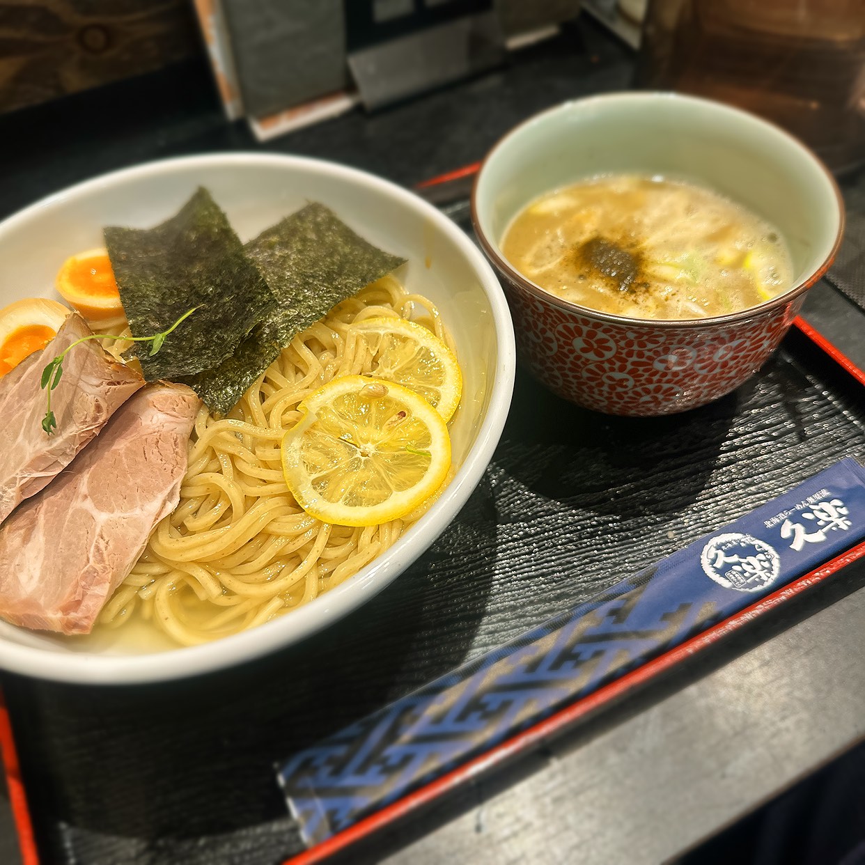 札幌・久楽本店の白味噌はなぜ旨い？リアルな口コミと混雑状況を徹底検証