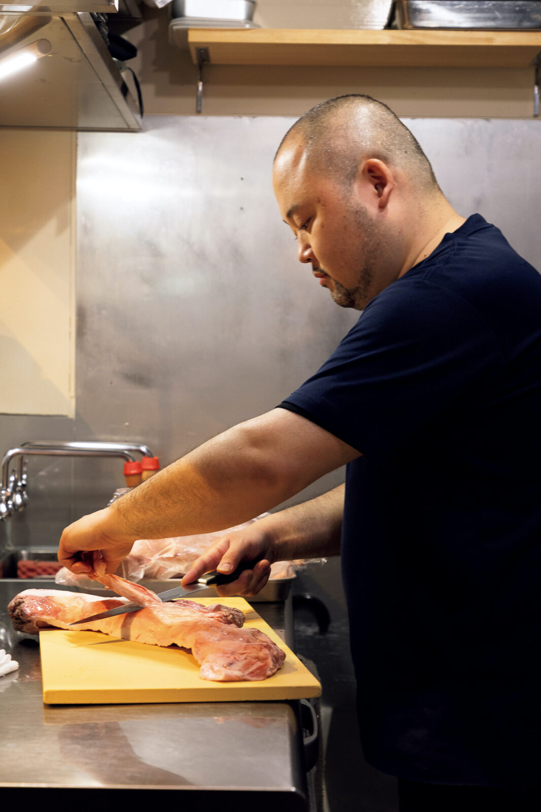 焼肉ホルモン新井屋渋谷の予約攻略法！極厚レバーの評判とはなれの違い