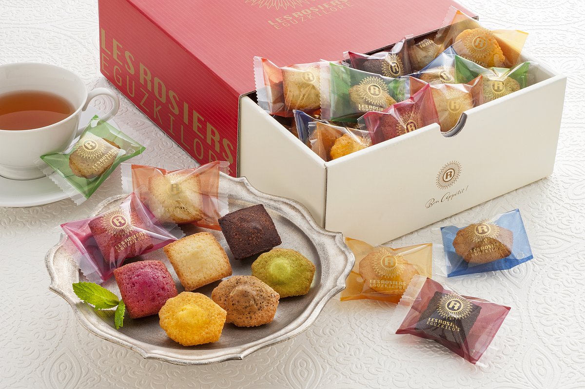 異動の挨拶にお菓子は必要？配らないリスクと相場・喜ばれる選び方