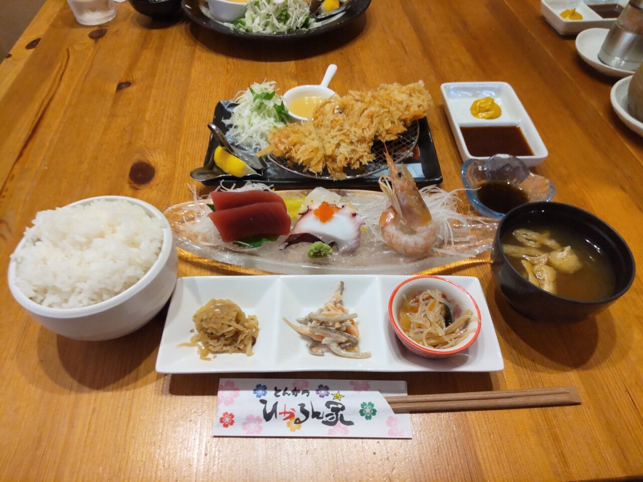 新幹線で42分、栃木の胃袋が激変中——2026年「小山」の昼飯事情と地元民が愛してやまない傑作の数々