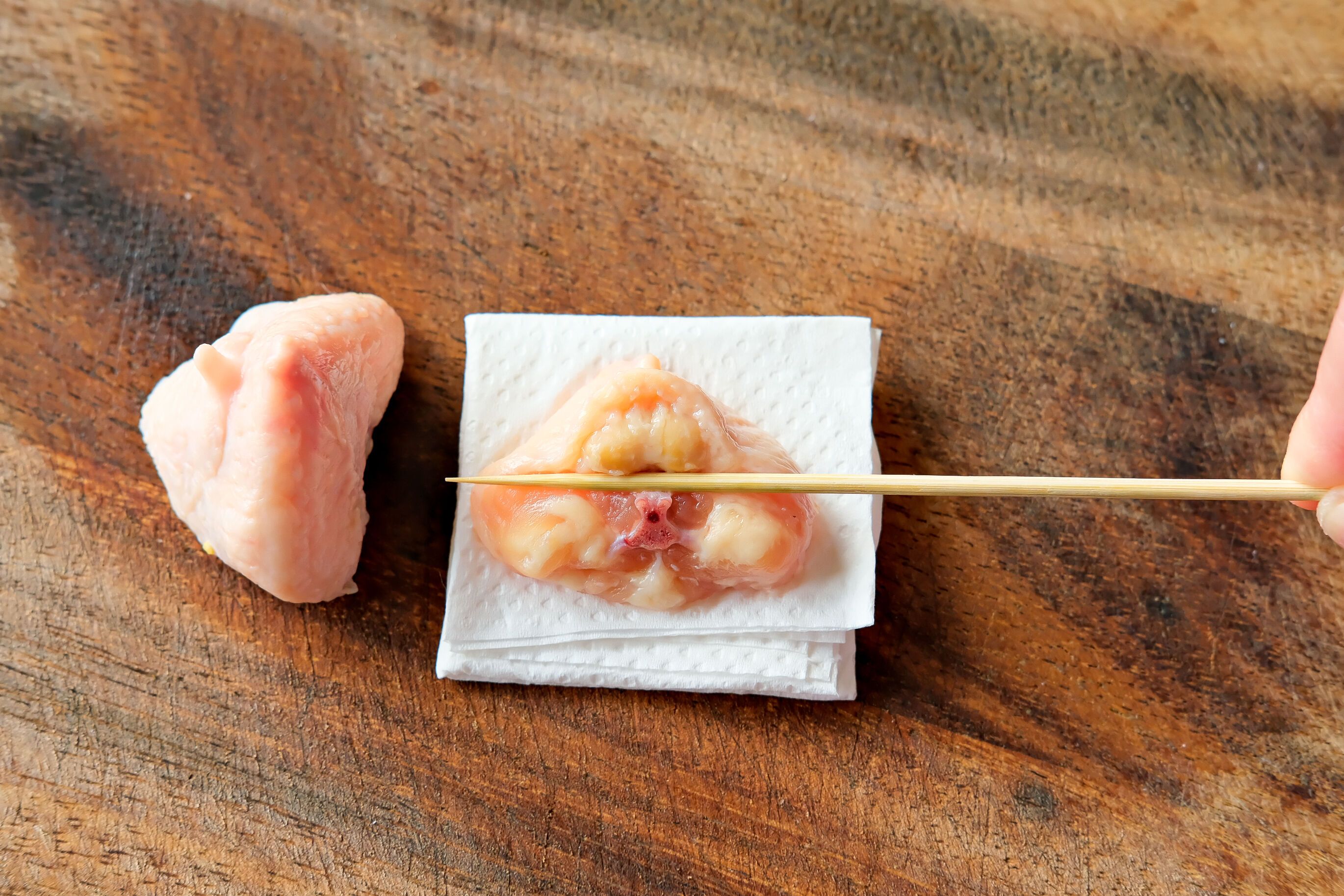 ぼんじりの下処理完全ガイド！油壺・骨の取り方と極上焼き方レシピ