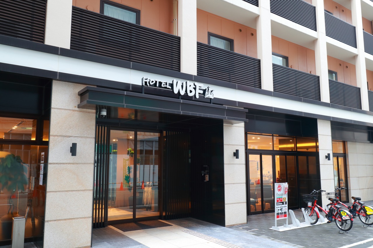 ホテルWbfなんば元町の現在と営業状況は？閉館の真相と評判を徹底検証