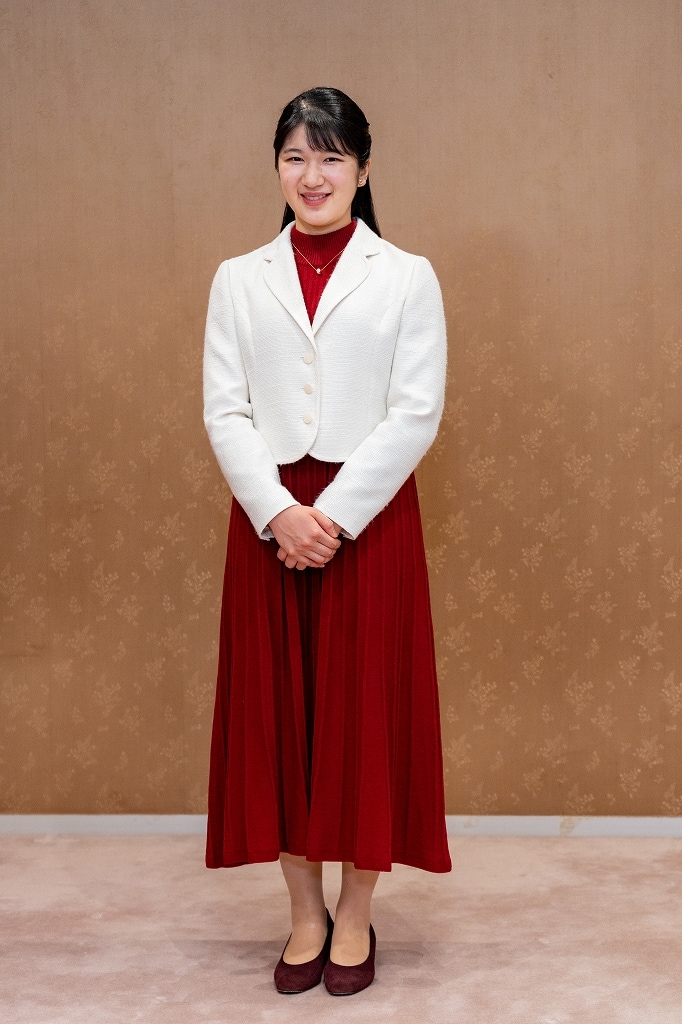 愛子さま愛用洋服ブランドと私服の秘密｜プチプラ着こなしとご公務衣装の真相