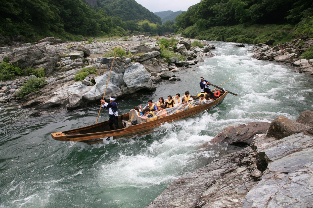 埼玉県の川下り決定版！長瀞ライン下りの料金や予約・混雑を徹底検証