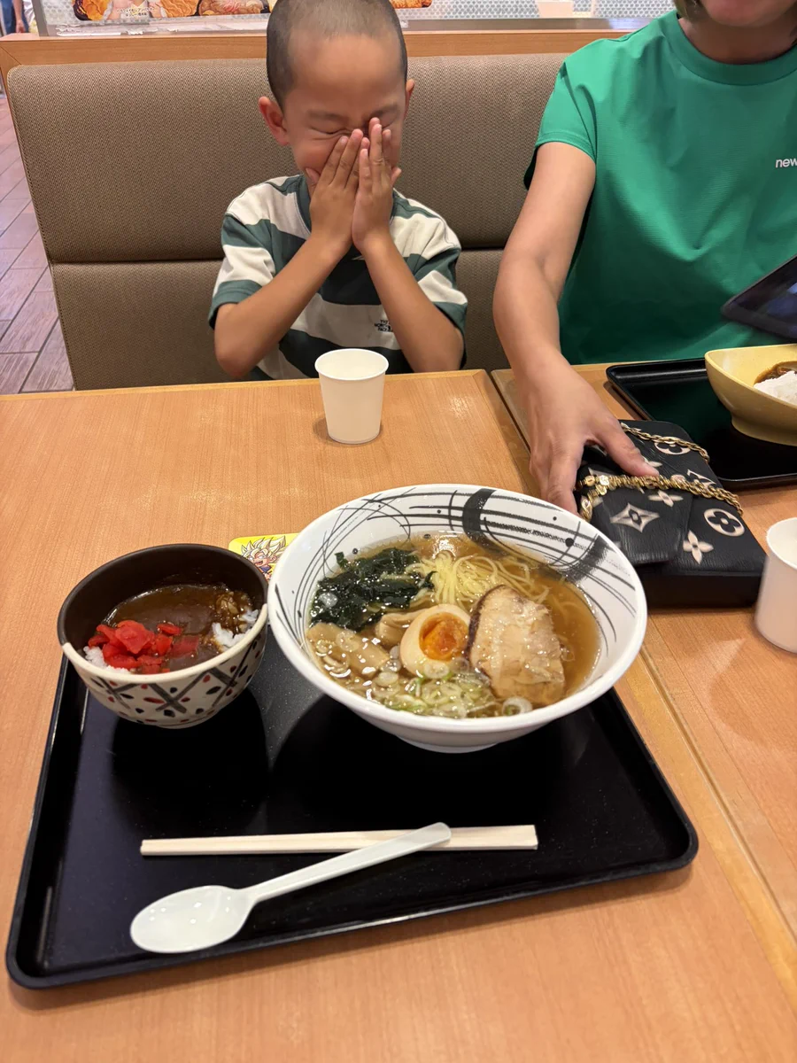 自家製麺くろ松の行列と整理券の真相！白醤油の魅力と攻略法