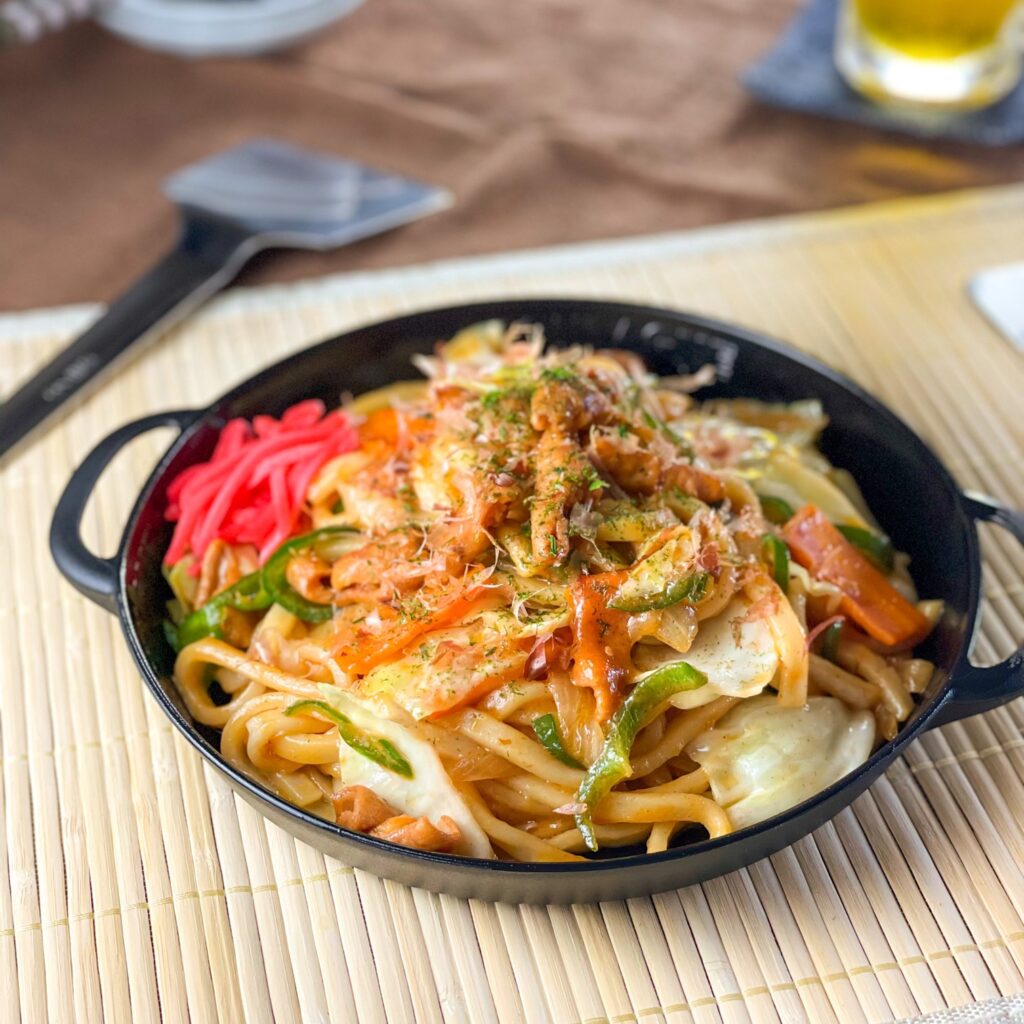 極上ホルモン味噌焼きうどん！名店の味を自宅で再現するプロの秘伝技