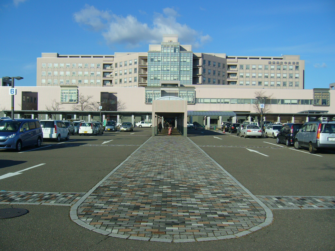 新潟県立中央病院の初診や面会制限は？費用・評判と2026年最新情報