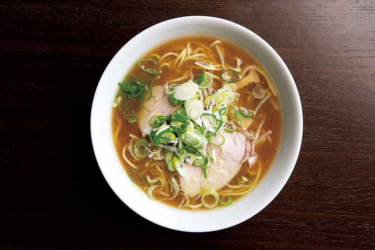 米子牛骨ラーメン徹底解剖！地元民が通う穴場と人気店【2026】
