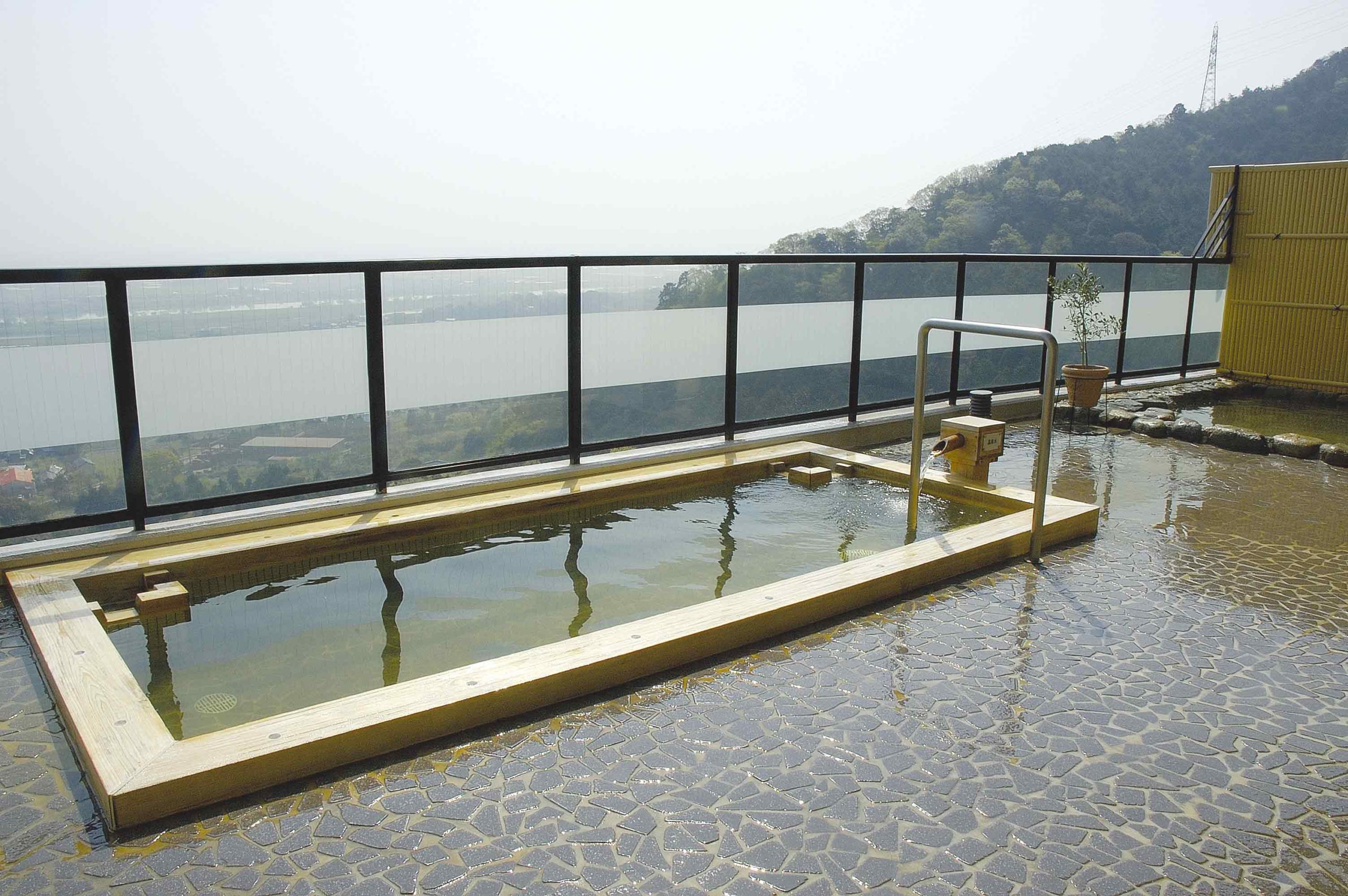 岐阜海津・南濃温泉水晶の湯の絶景露天と実態を徹底検証