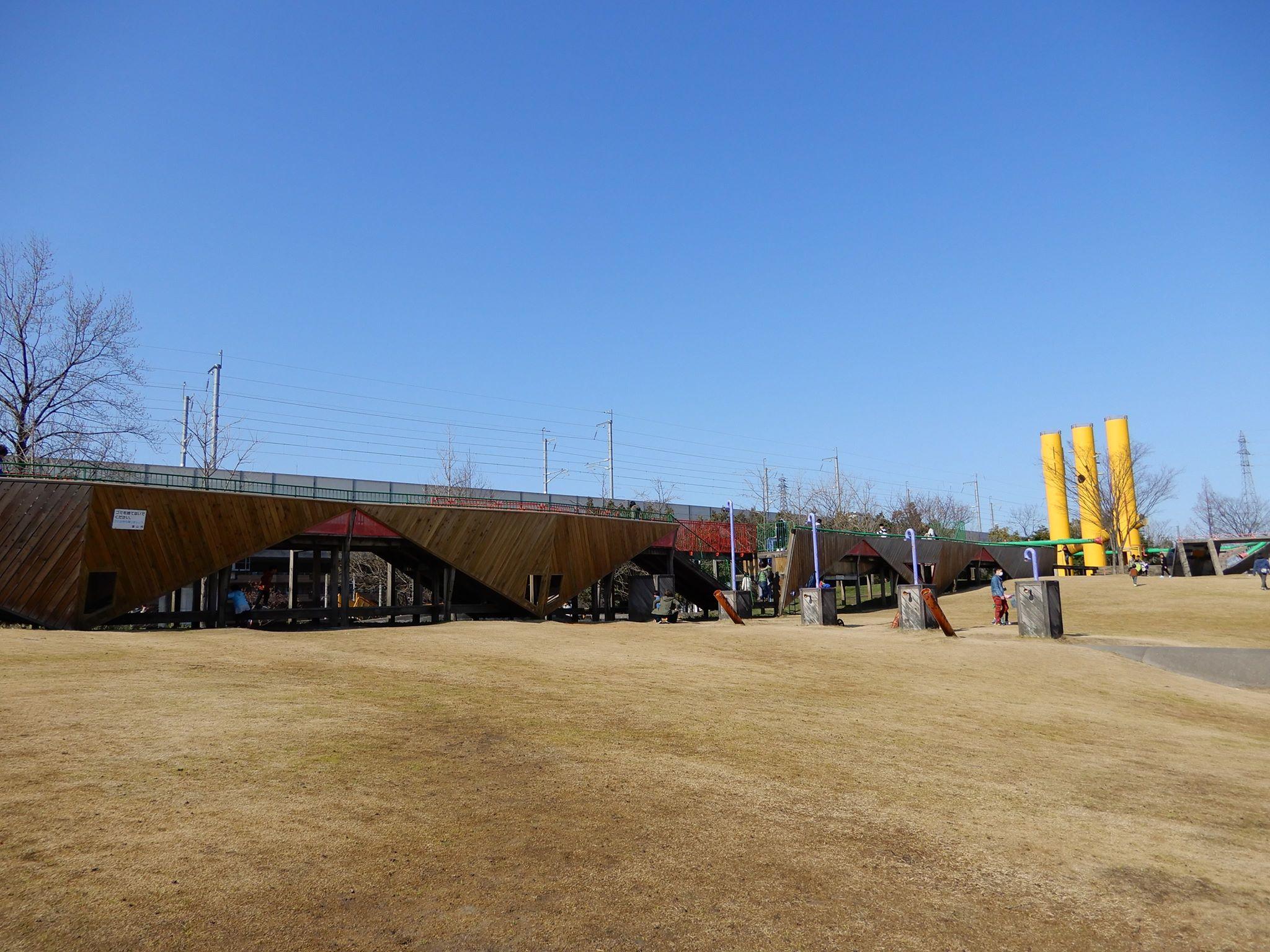 稲荷公園の駐車場は無料？満車の真相と混雑回避ルート【2026最新】
