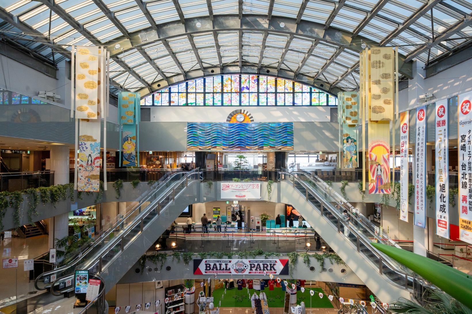 素通り厳禁！宮崎空港の絶品グルメと混雑回避の鉄則を徹底解説
