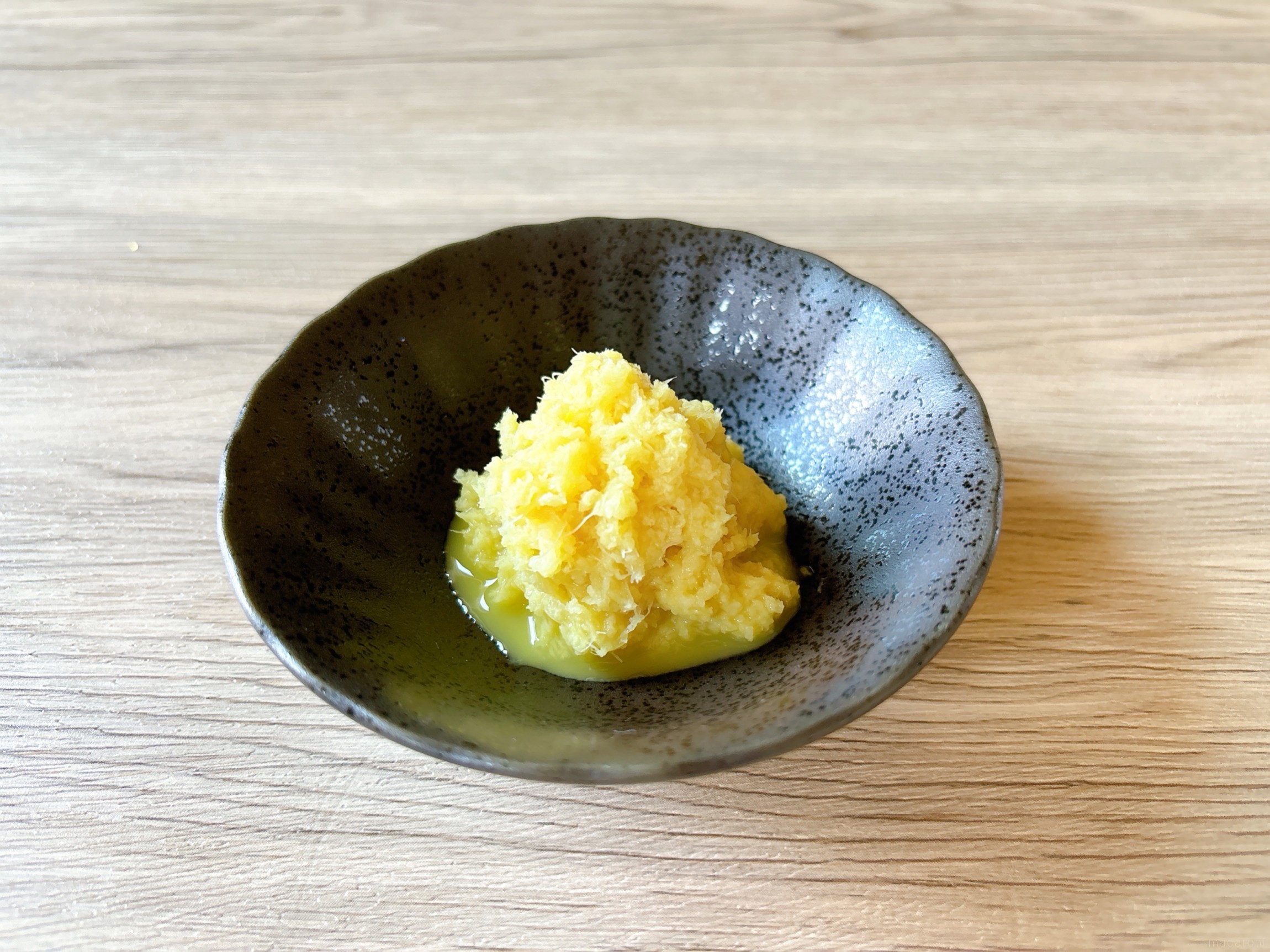生姜すりおろしの真実｜皮ごと・緑変色の謎と失敗しない冷凍保存術