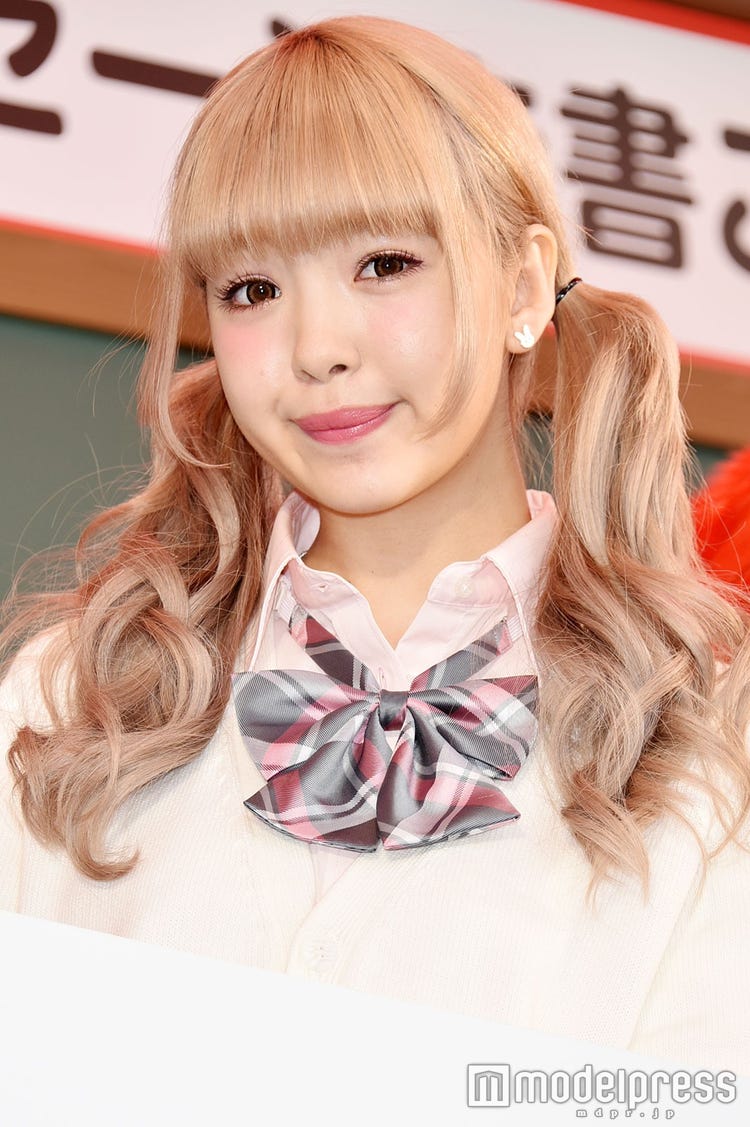 藤田ニコルはどこのハーフ？父親の国籍と極貧の生い立ち・英語力の真相