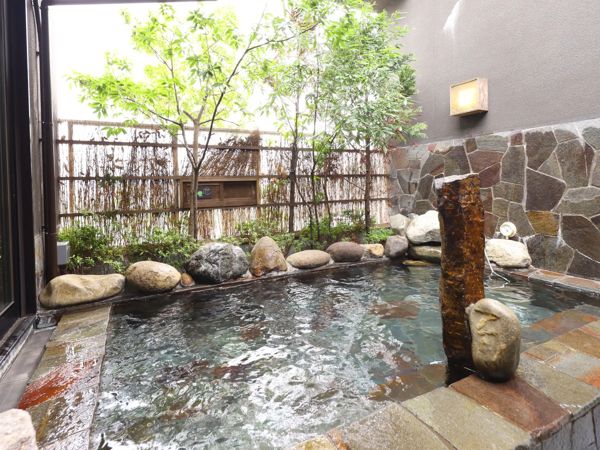 ドーミーイン福井の口コミと真価を徹底検証！極上温泉と朝食の実力