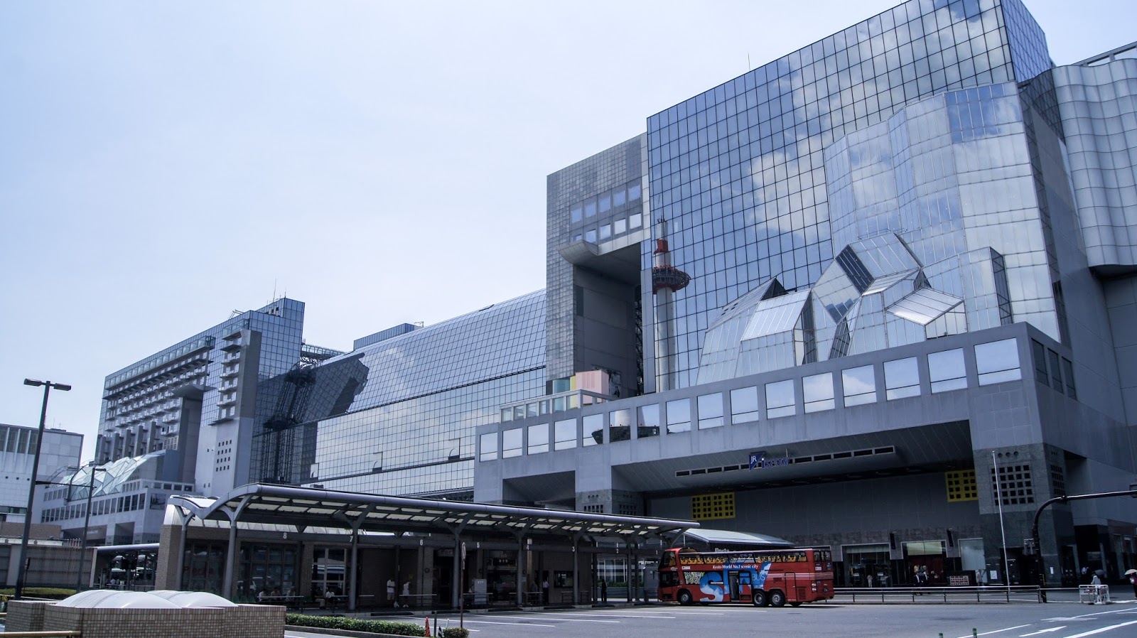 京都駅伊勢丹の完全攻略2026｜限定土産から絶景グルメまで徹底解説