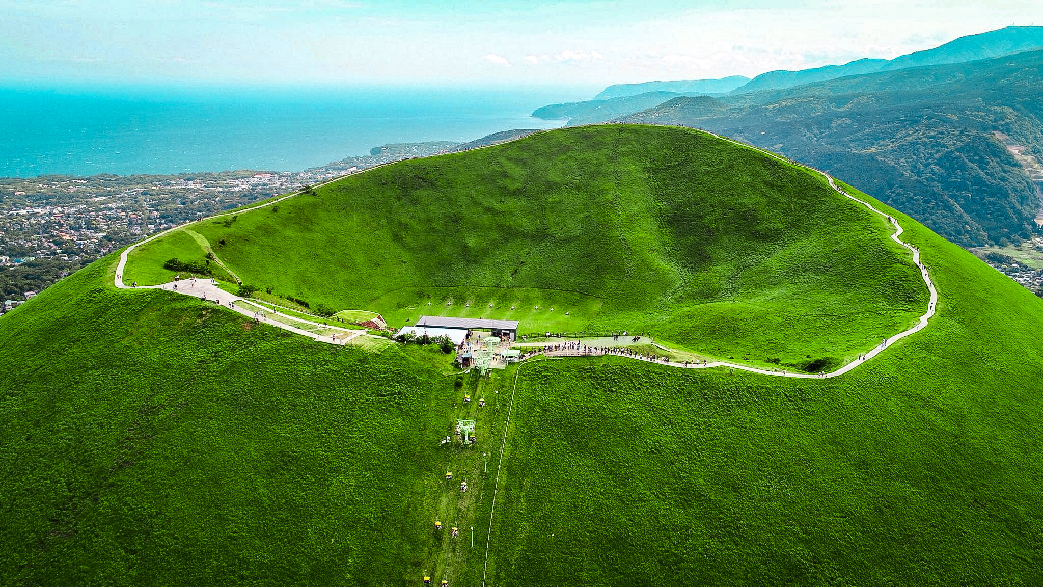 君の名は。』聖地は静岡に実在？大室山クレーター説の真相を徹底解明！