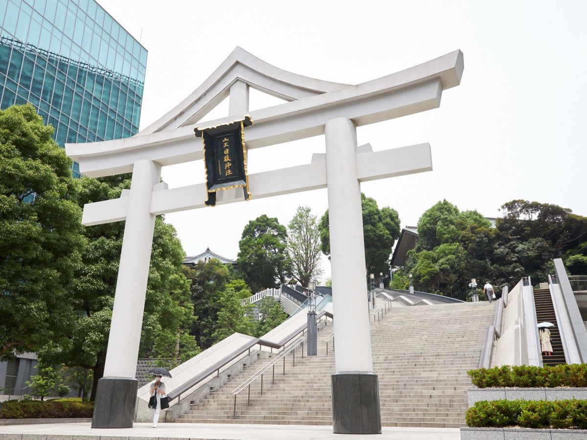 赤坂日枝神社が最強と呼ばれる理由｜出世と縁結びの真相を徹底解剖