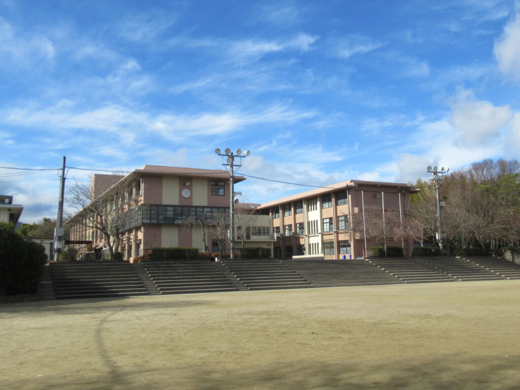 向日市立第6向陽小学校の評判は本当？校区と教育環境のリアルを徹底解説！