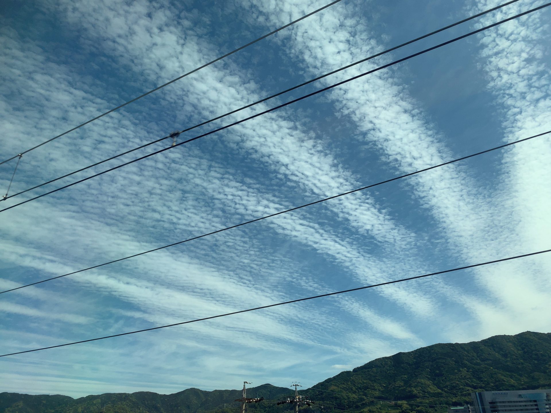 地震雲は大地震の前兆か？気象庁の見解と噂の真相【2026最新】