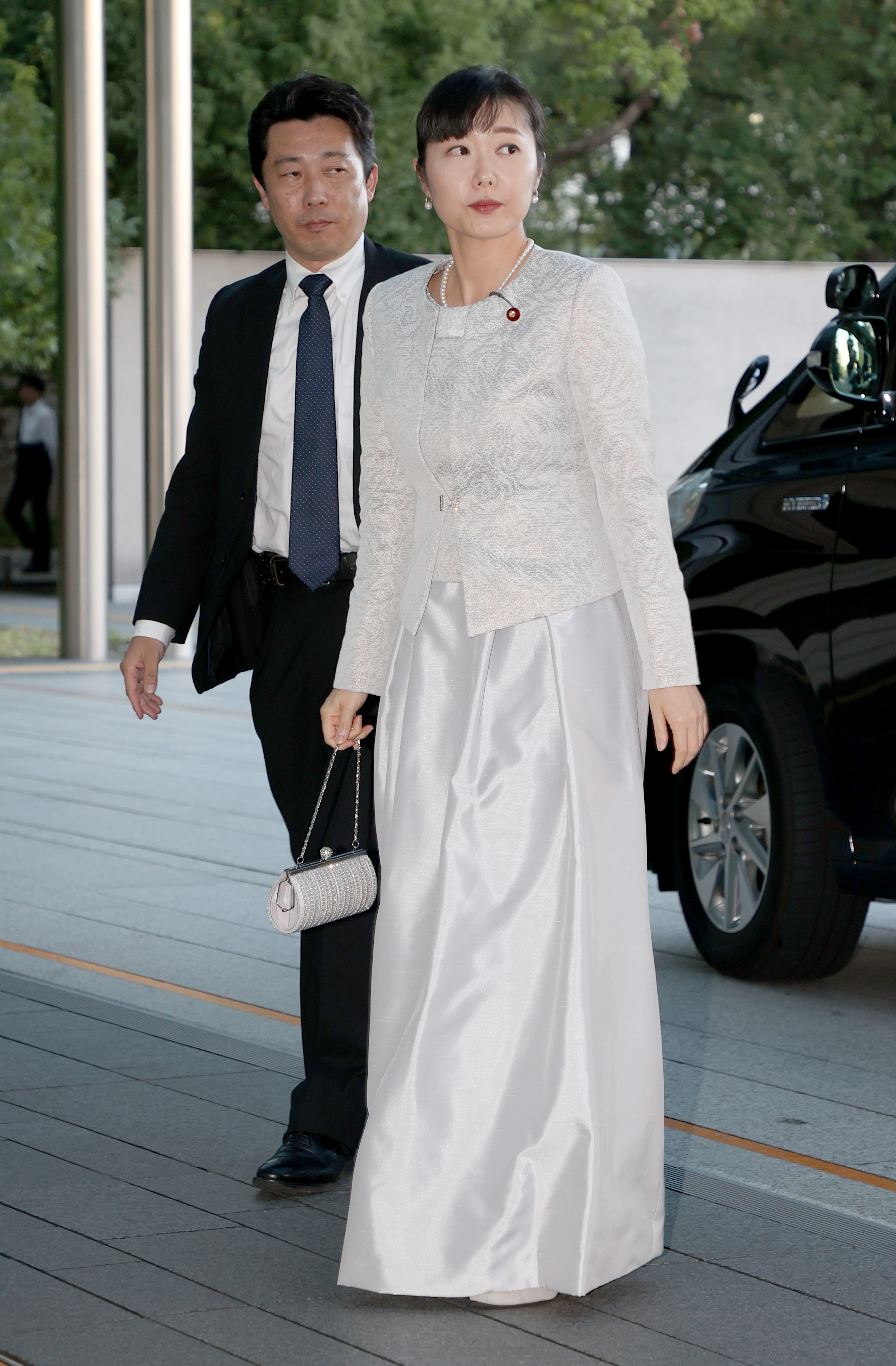 宮崎謙介と加藤鮎子の電撃離婚の真相｜元夫婦の馴れ初めと現在の関係