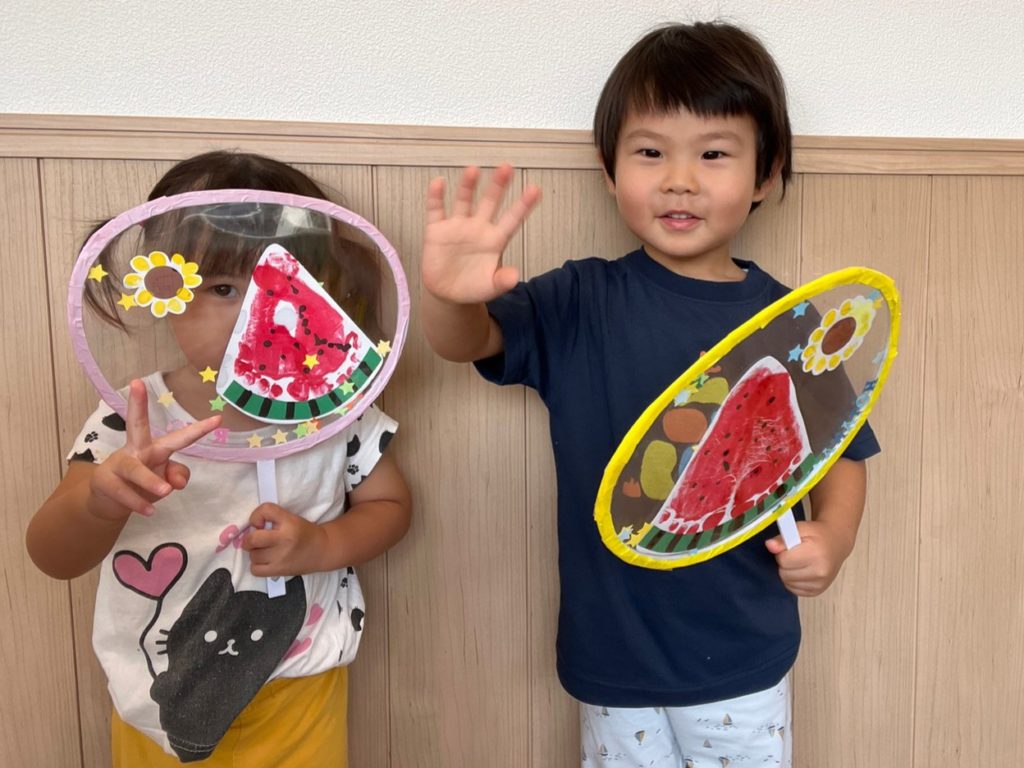 2歳児の8月製作決定版！夢中になる夏モチーフと指導案の文例解説