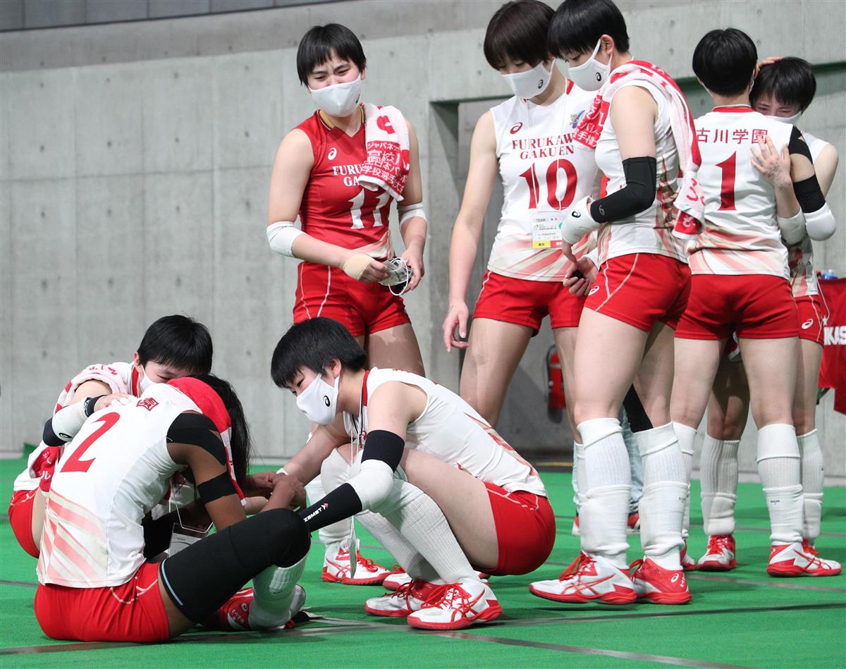 女子バレーが注目される理由とユニフォーム変遷・撮影規制の真相