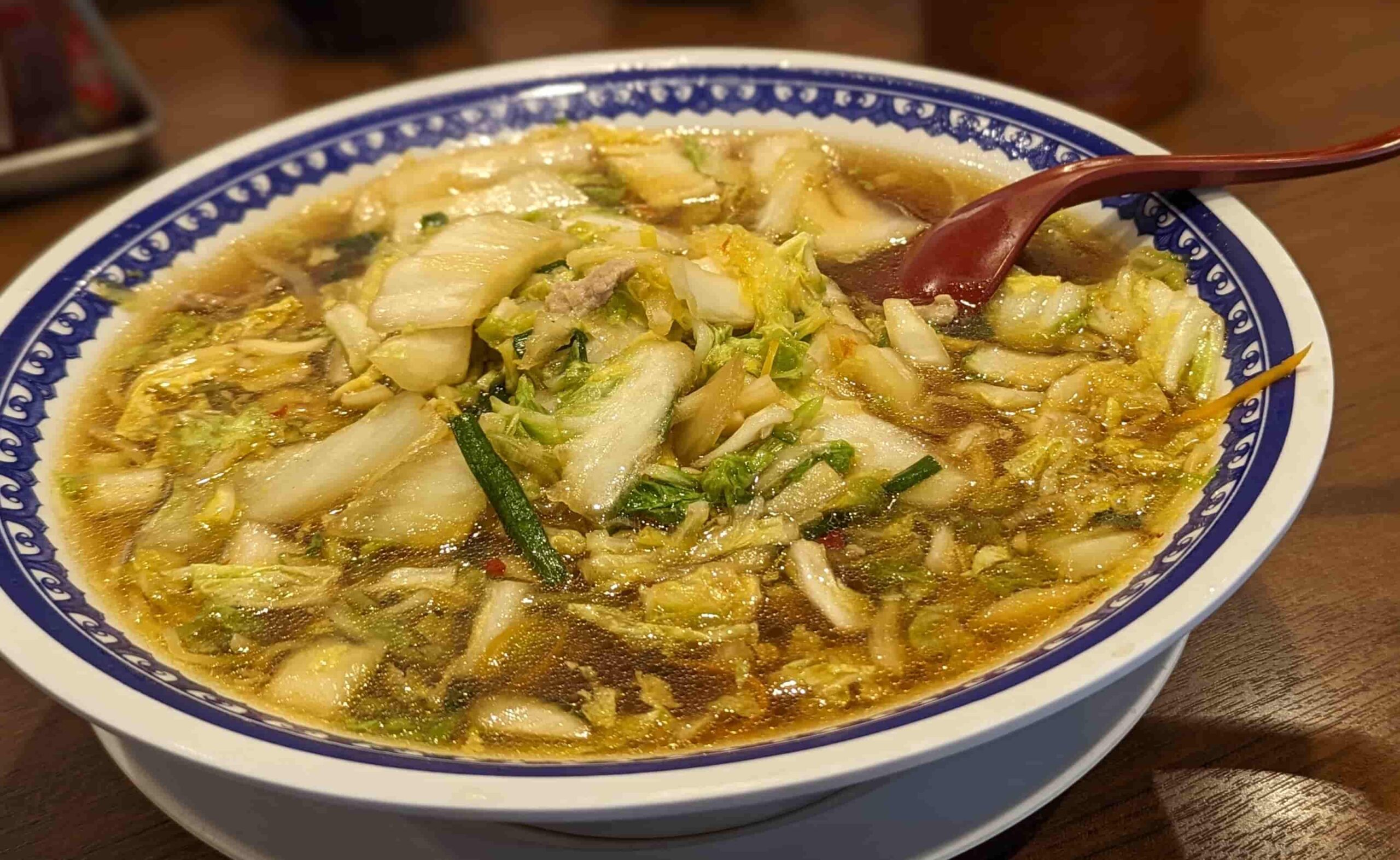 彩華ラーメン奈良店を徹底解説！中毒性の秘密と2026最新攻略ガイド
