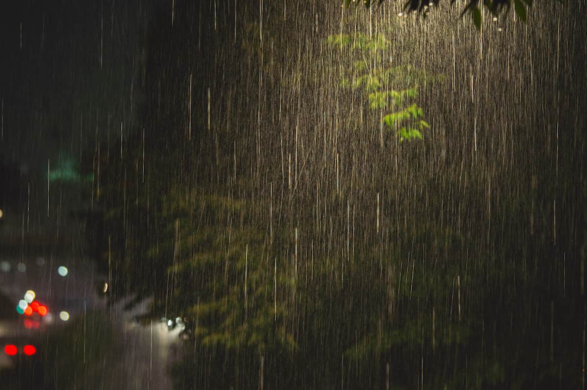1ミリの雨はどれくらい濡れる？傘の要否とレジャーへの影響を徹底解説