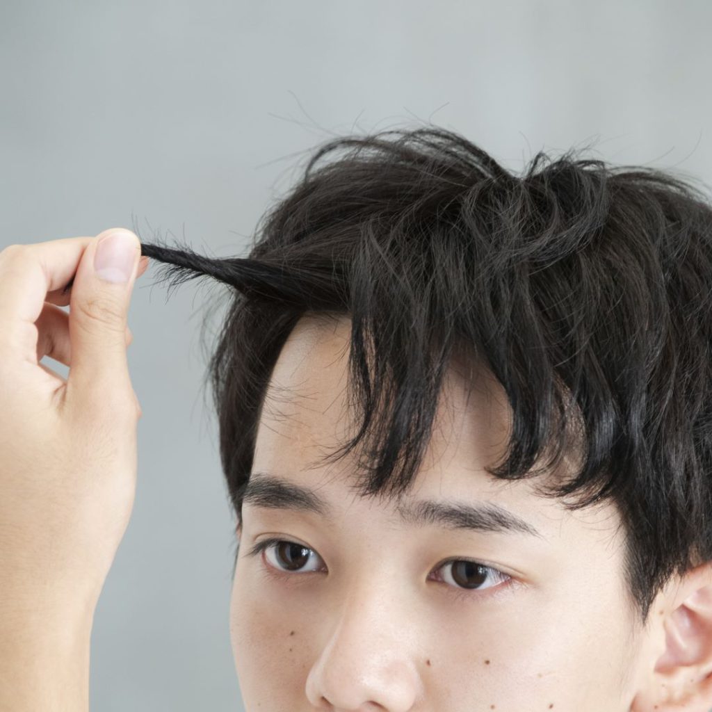 くせ毛メンズ髪型2026最新！縮毛矯正なしで劇的垢抜けを叶える全真相