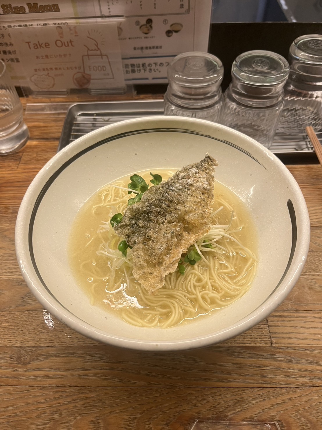 なぜ堂の浦駅前店は深夜も大行列？名物鯛塩ラーメン＆替飯の魅力を徹底調査