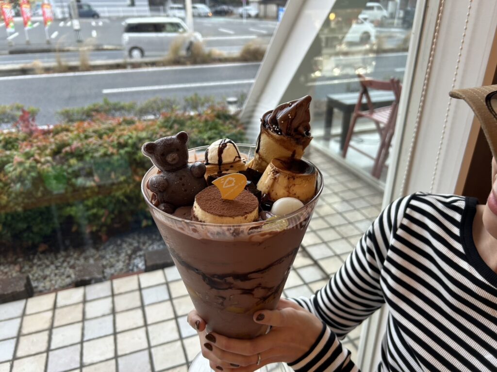 八幡西区の絶品パフェ決定版！旬のフルーツから夜パフェまで徹底取材