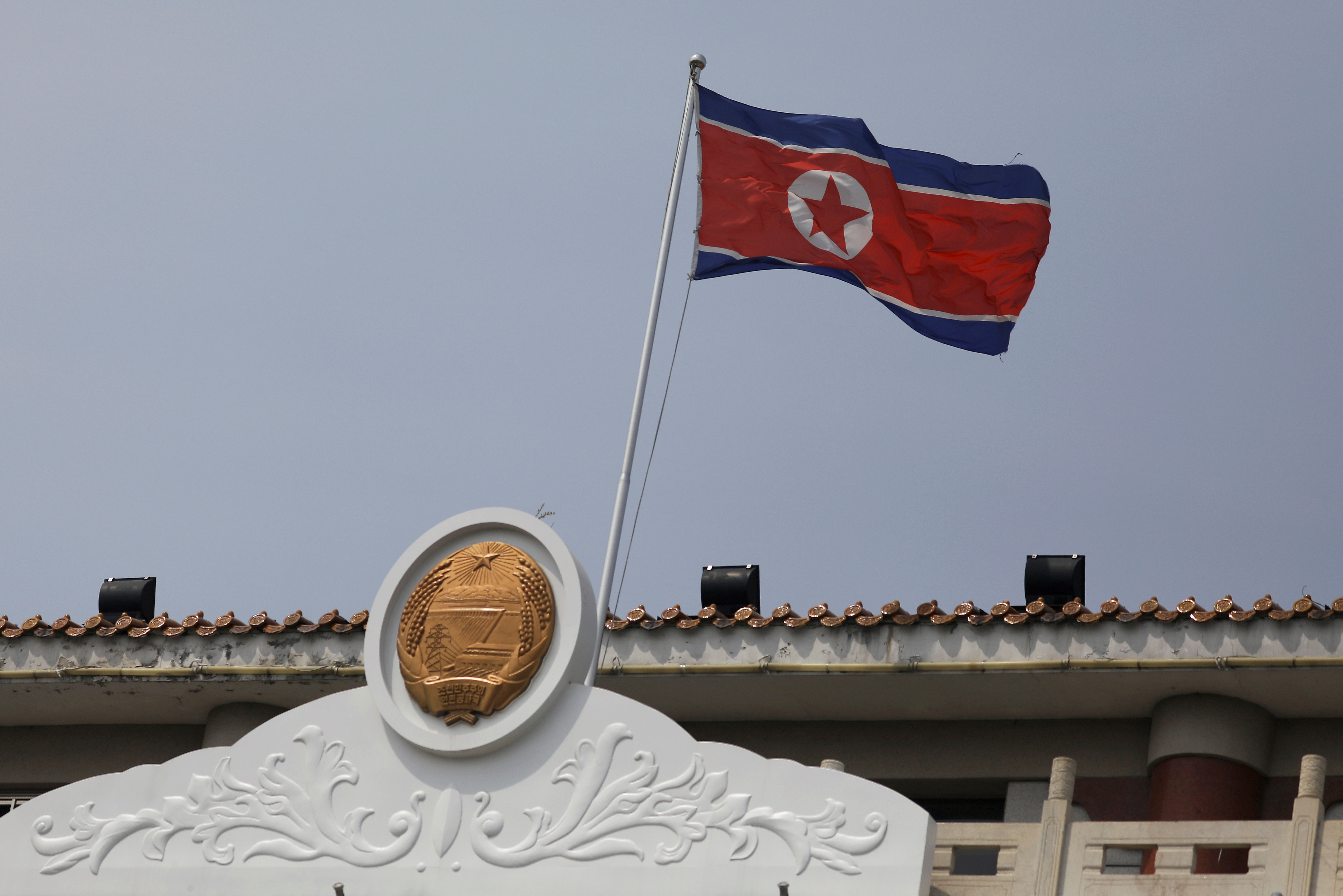 日本に北朝鮮大使館はあるのか？朝鮮総連との違いと在外公館の実態