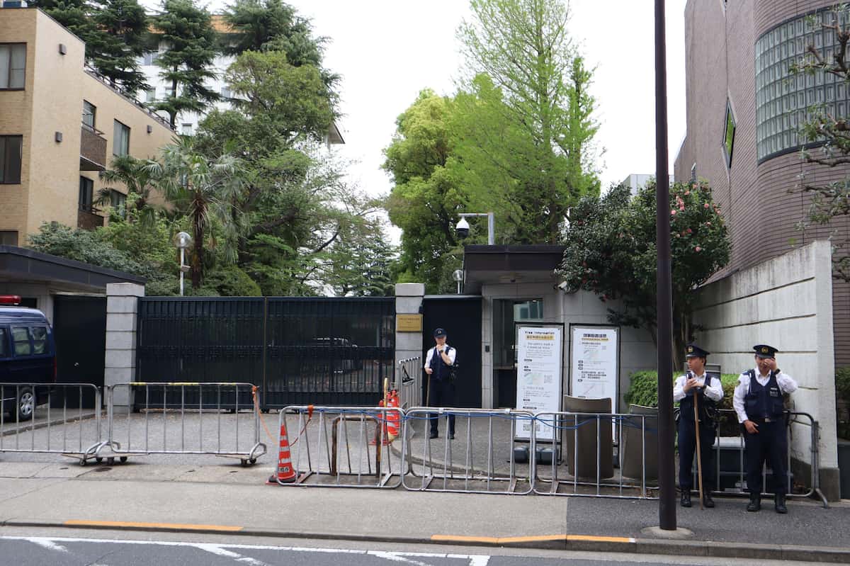 自衛官と中国大使館接触の真相は？報道の経緯と防衛省の対応を徹底検証