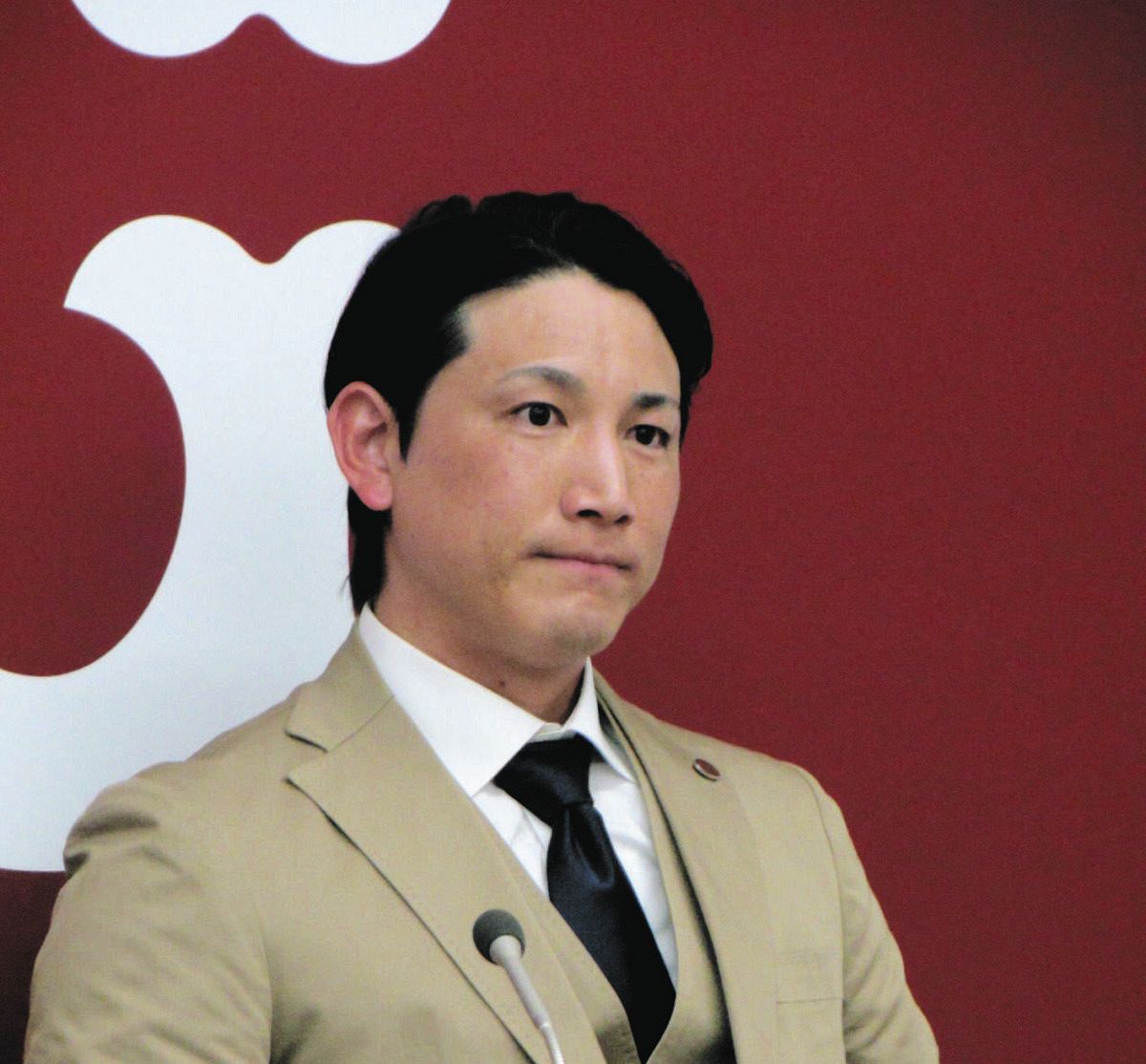 巨人・小林誠司の年俸激変と2026年契約更改の真相を徹底解剖