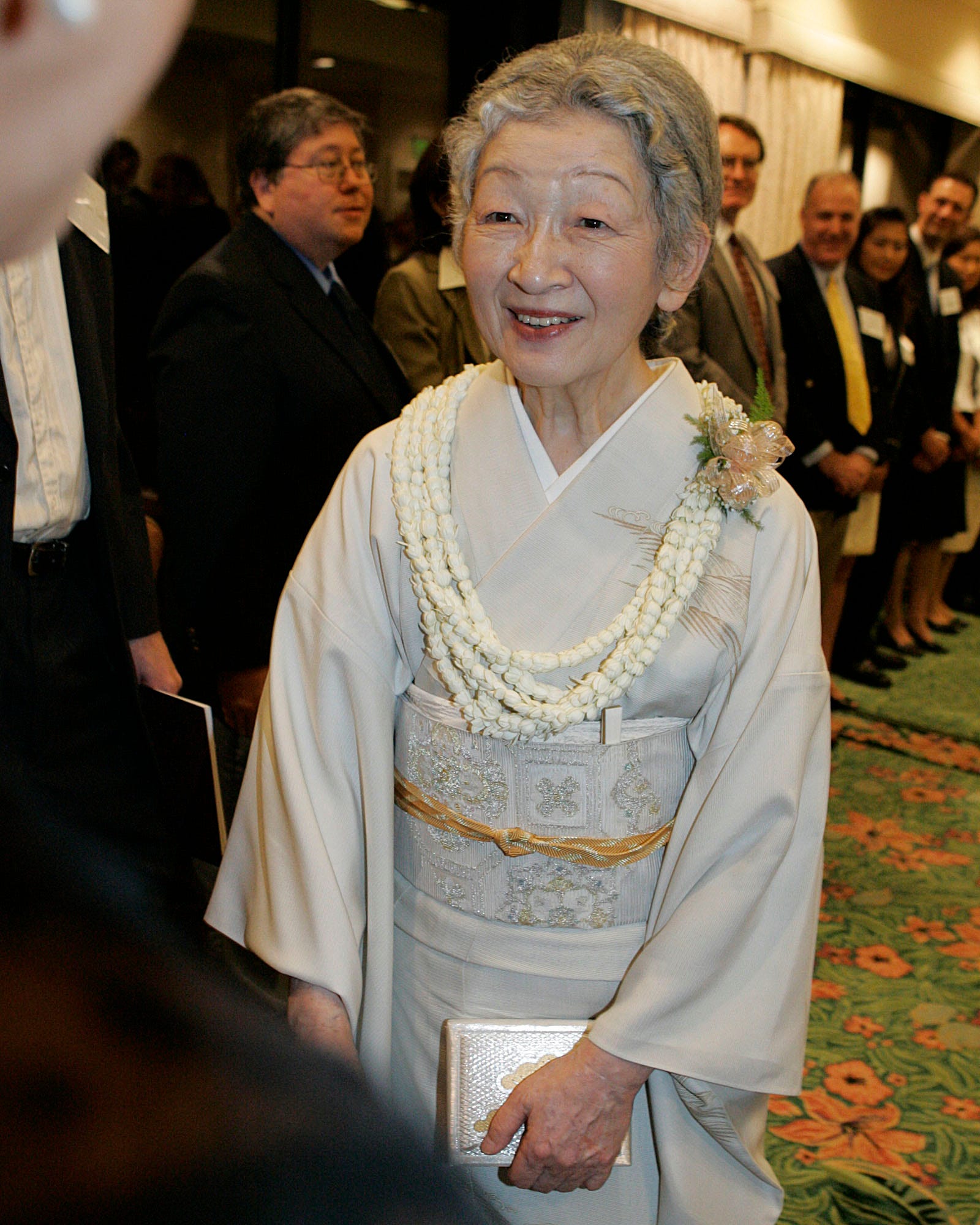 美智子さまの現在と仙洞御所での日々｜骨折からの回復と上皇さまとの絆