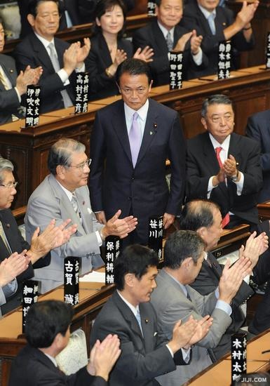 中川昭一と麻生太郎の絆｜涙の弔辞と死の真相、盟友が貫いた政治美学
