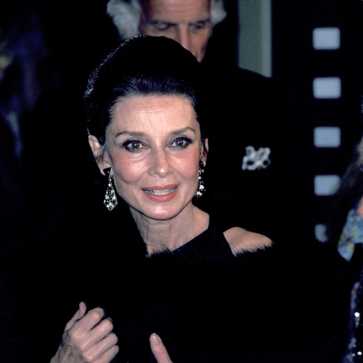 オードリー・ヘップバーン晩年の真実｜愛と献身に生きた最期の輝き