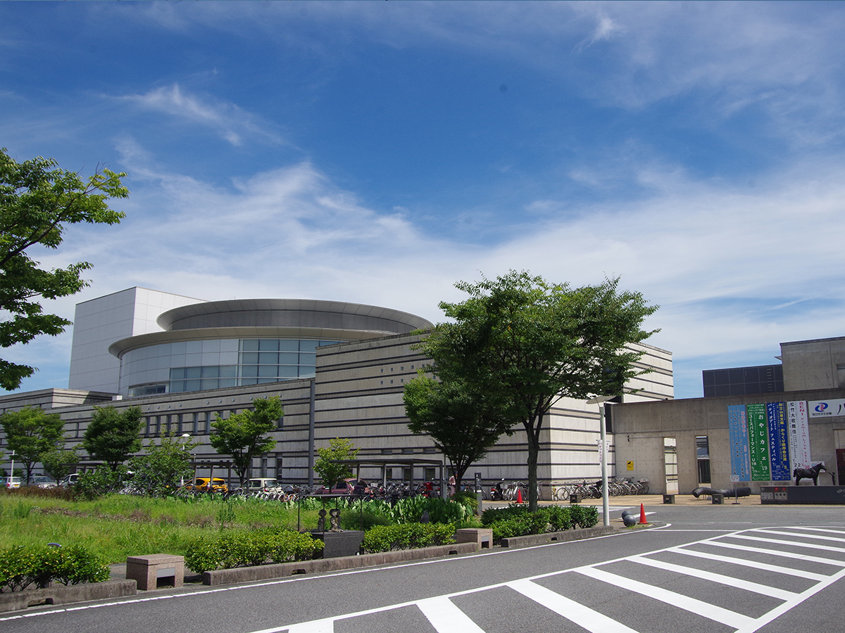知立市文化会館「パティオ池鯉鮒」の池と鯉の真相！由来と2026年最新ガイド