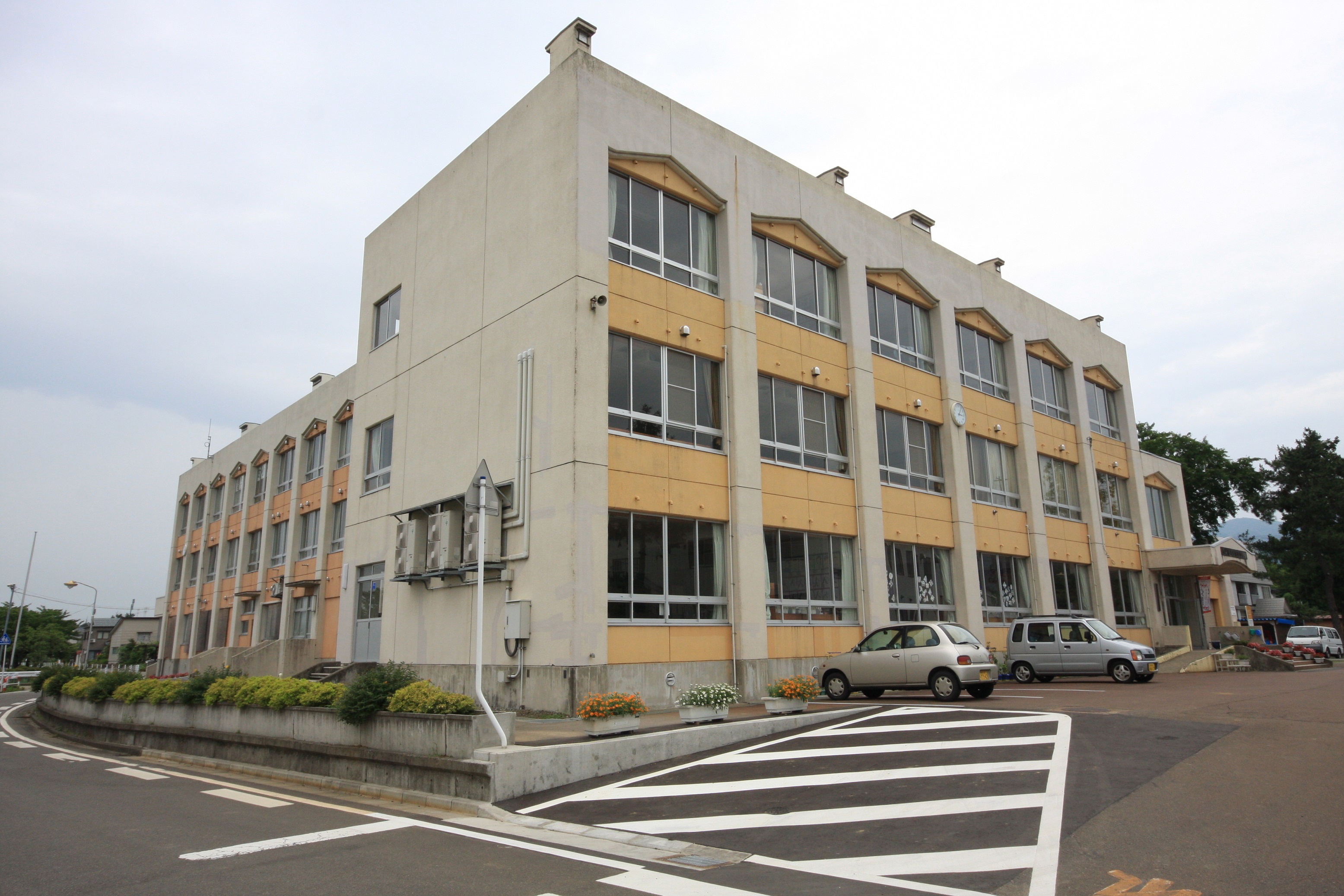 長岡市立十日町小学校の評判は本当？学区の実態と選ばれる3つの理由