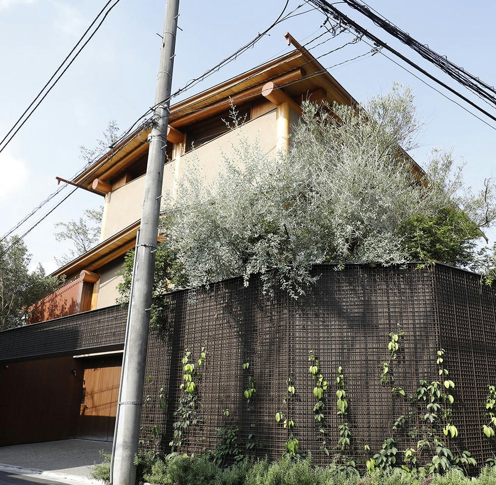 岡田准一の豪邸写真と外観の全貌！世田谷岡本に佇む5億円邸宅の今